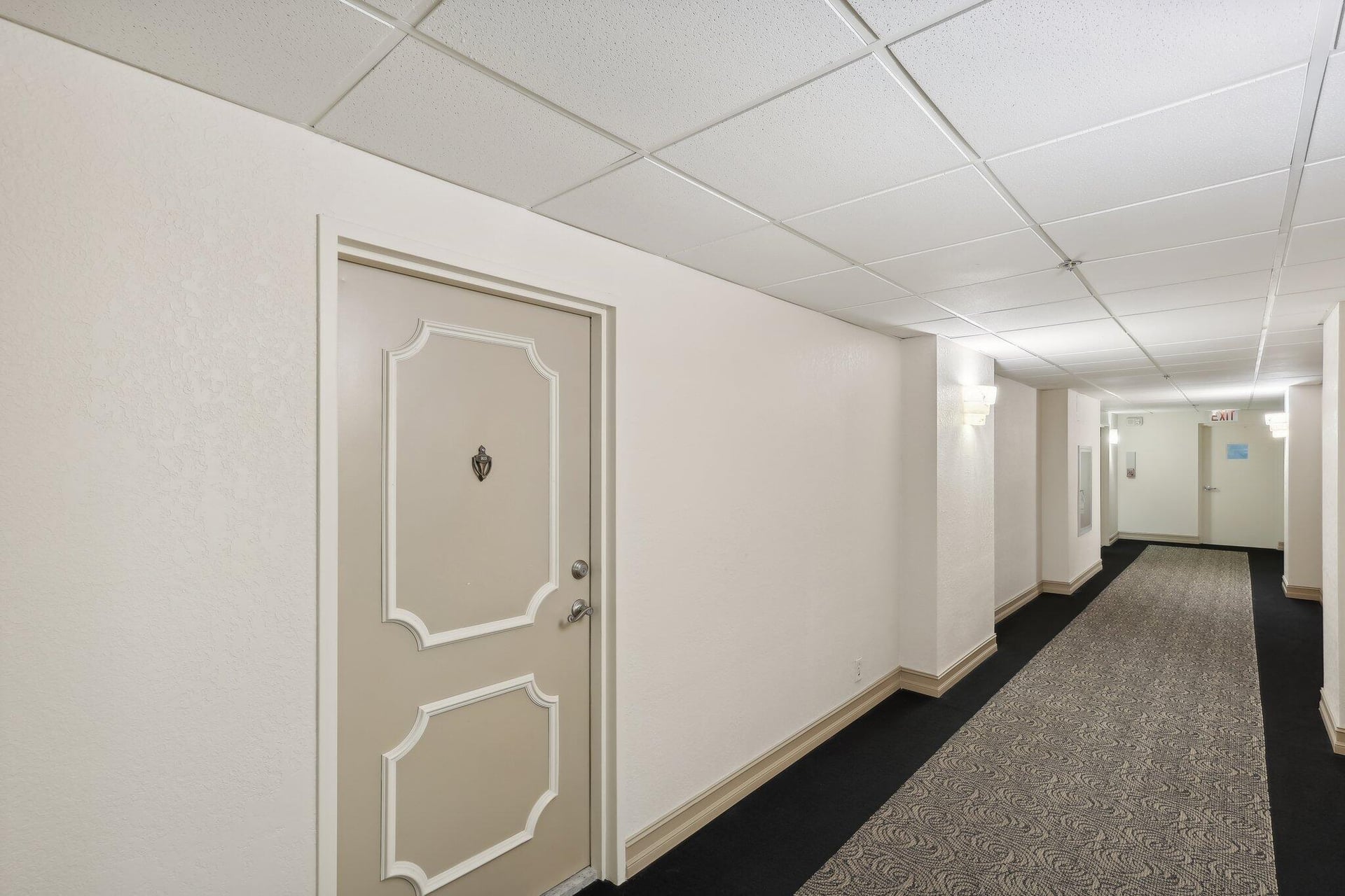 Aquarius Condominium Unit 903 photo 8