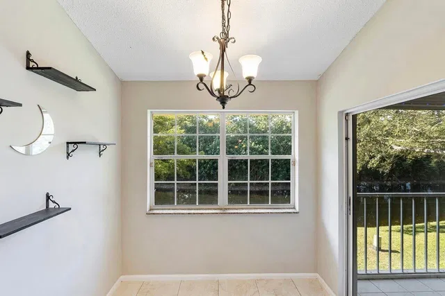 Unit 1707 photo 13