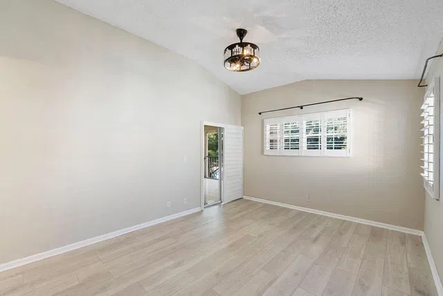 Unit 1707 photo 21