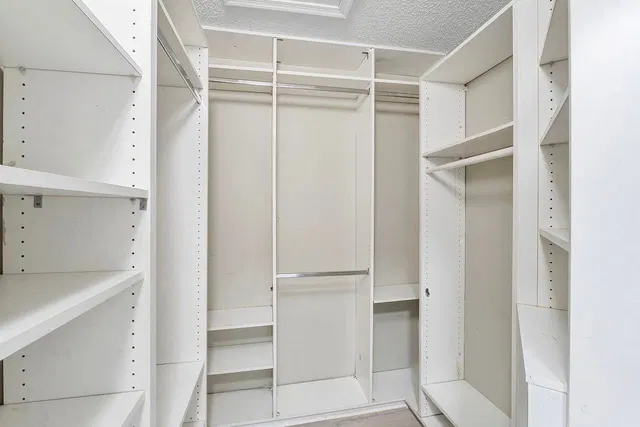 Unit 1707 photo 27