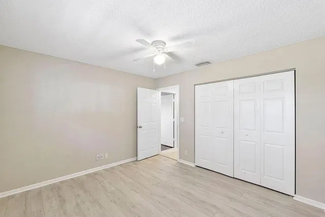 Unit 1707 photo 34