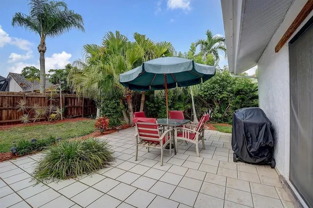 Residence photo 24