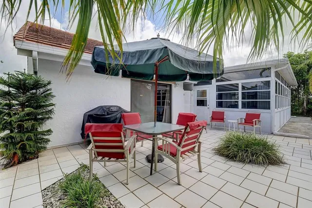 Residence photo 26