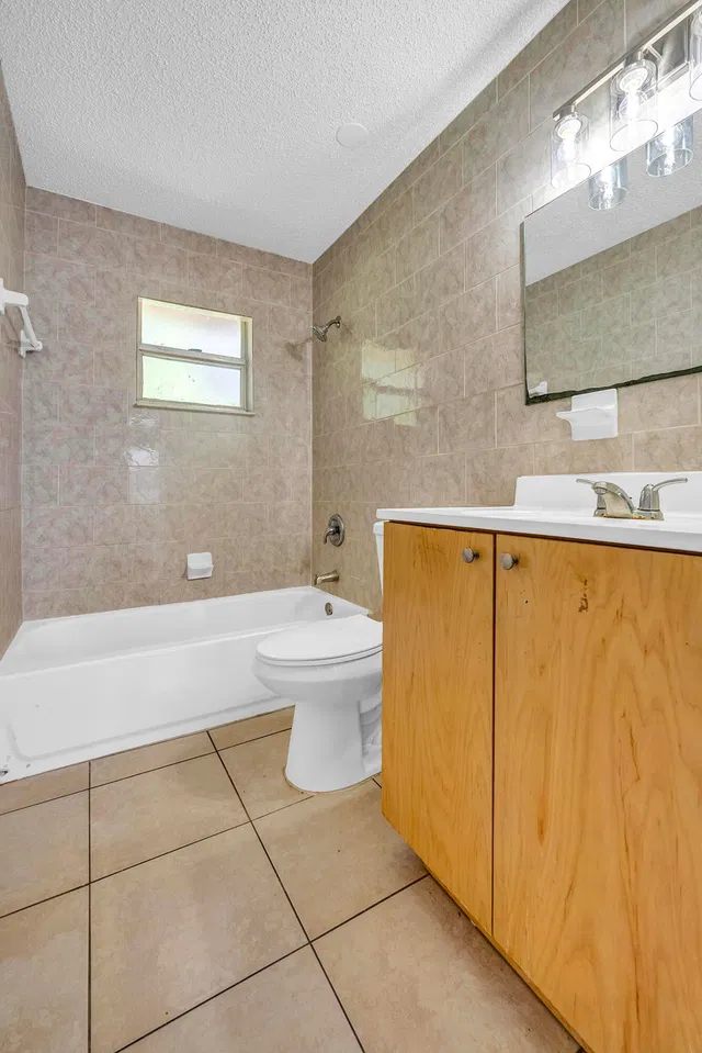 Residence photo 18