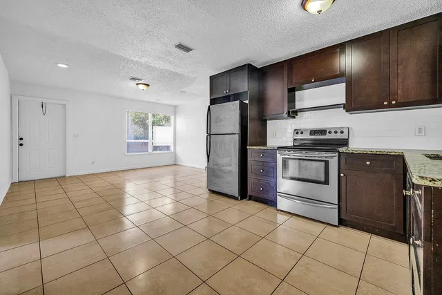 Residence photo 29