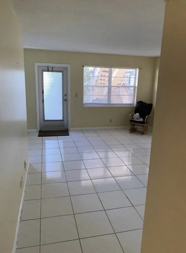 Residence photo 4