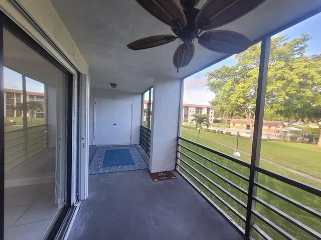 Unit 206 photo 29
