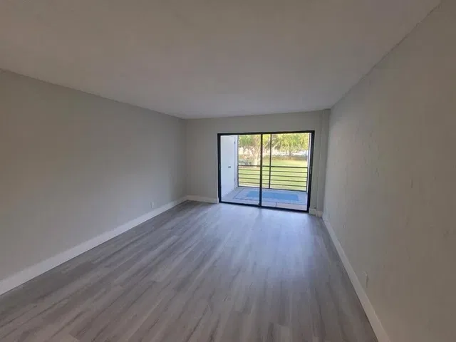 Unit 206 photo 38