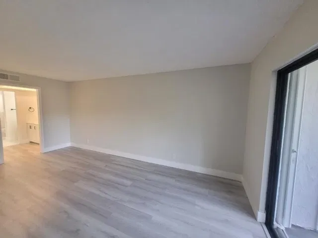 Unit 206 photo 40