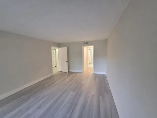 Unit 206 photo 41