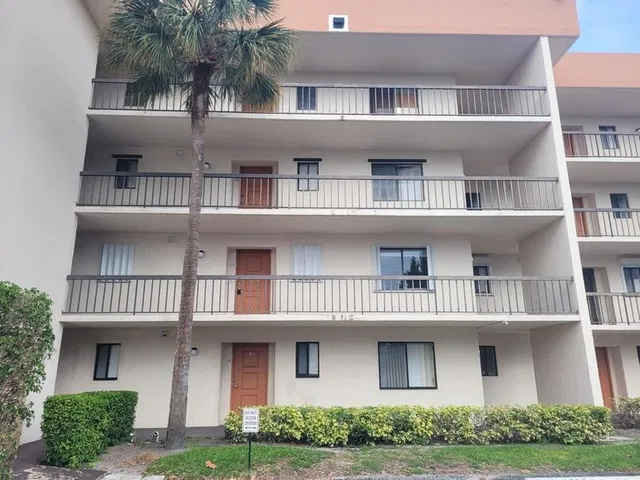 Unit 206 photo 59