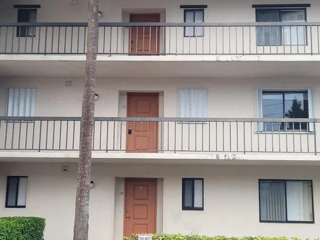 Unit 206 photo 60