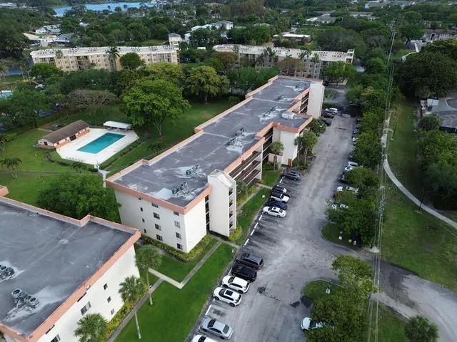 Unit 206 photo 77