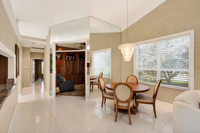 Residence photo 9