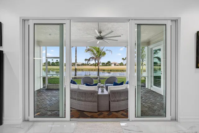 Jupiter Country Club Unit 105 photo 6