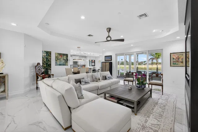 Jupiter Country Club Unit 105 photo 9