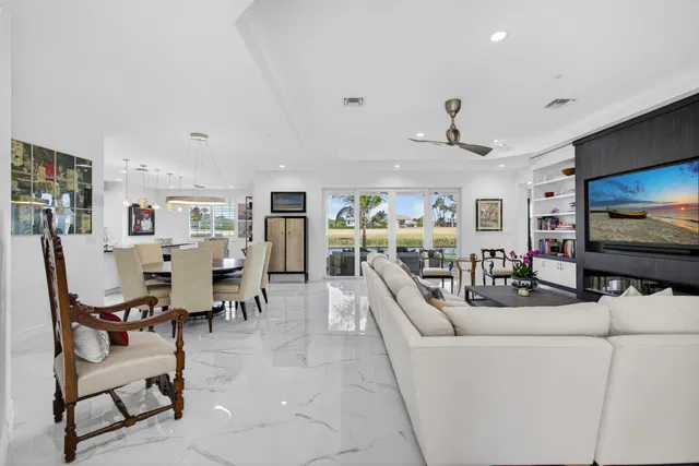 Jupiter Country Club Unit 105 photo 10