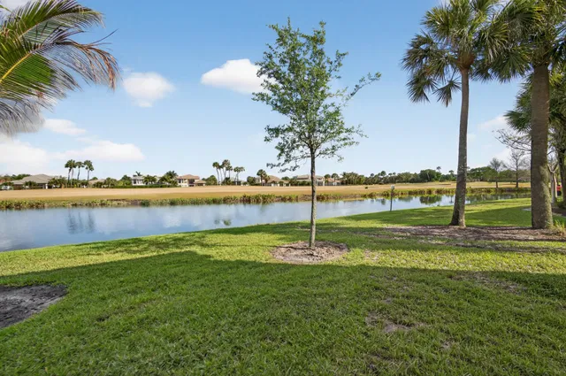 Jupiter Country Club Unit 105 photo 51