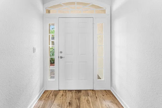 Residence photo 4