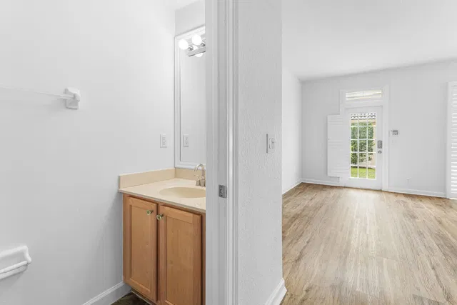 Residence photo 5