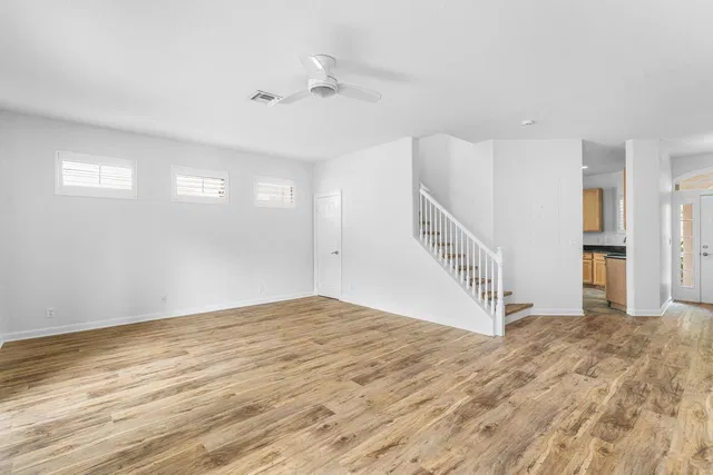Residence photo 6