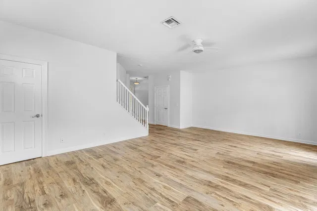 Residence photo 8