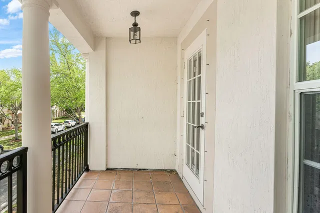 Residence photo 24