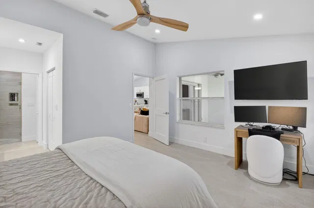 Residence photo 24