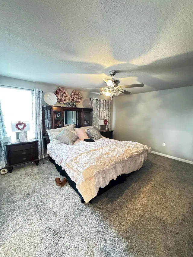 Residence photo 12