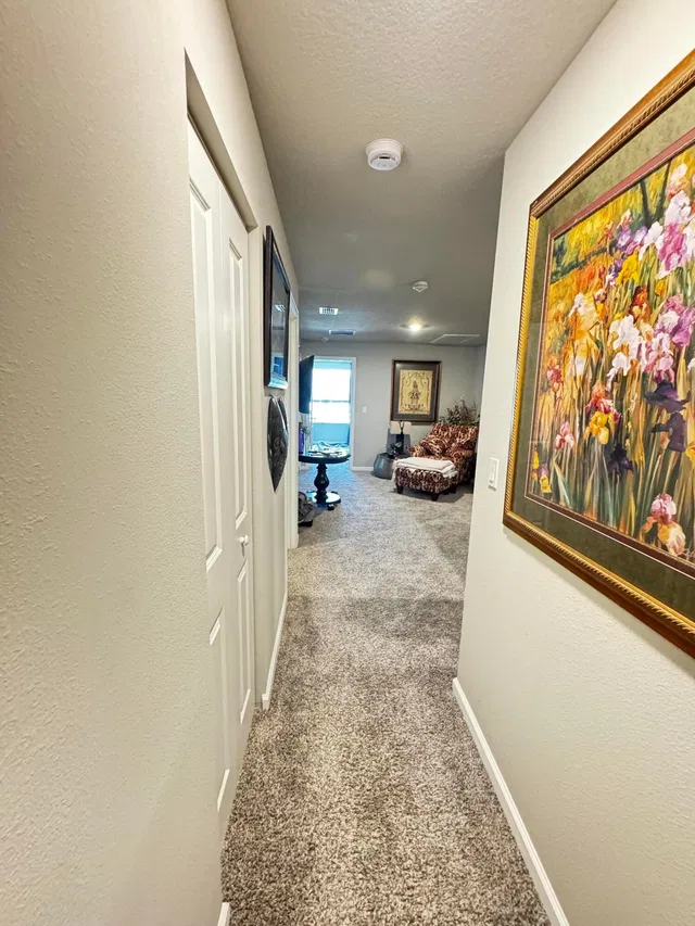 Residence photo 15