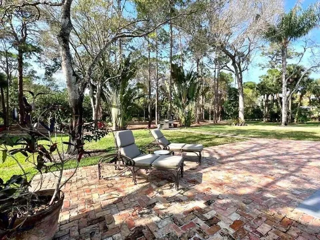 Paddock Park Residence photo 5