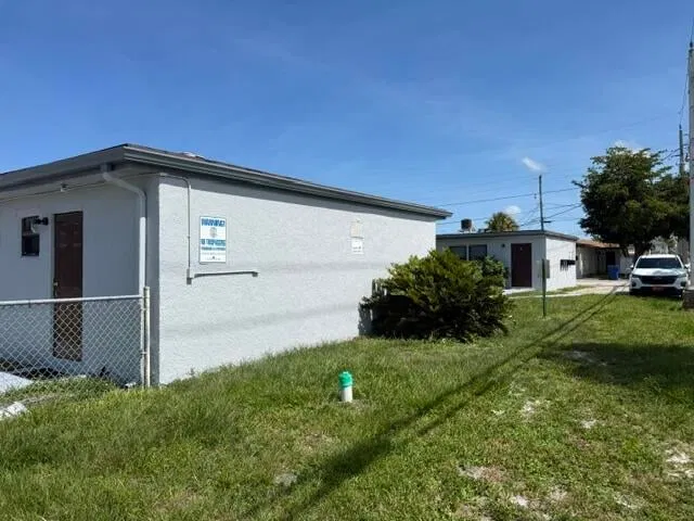 Residence photo 12