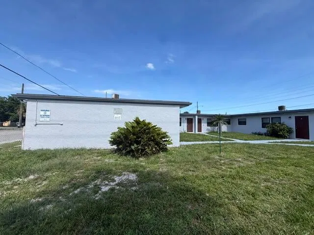 Residence photo 25