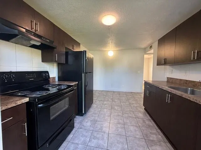 Residence photo 36