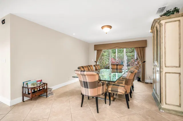 Residence photo 14