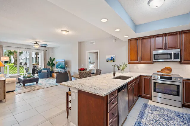 Residence photo 2