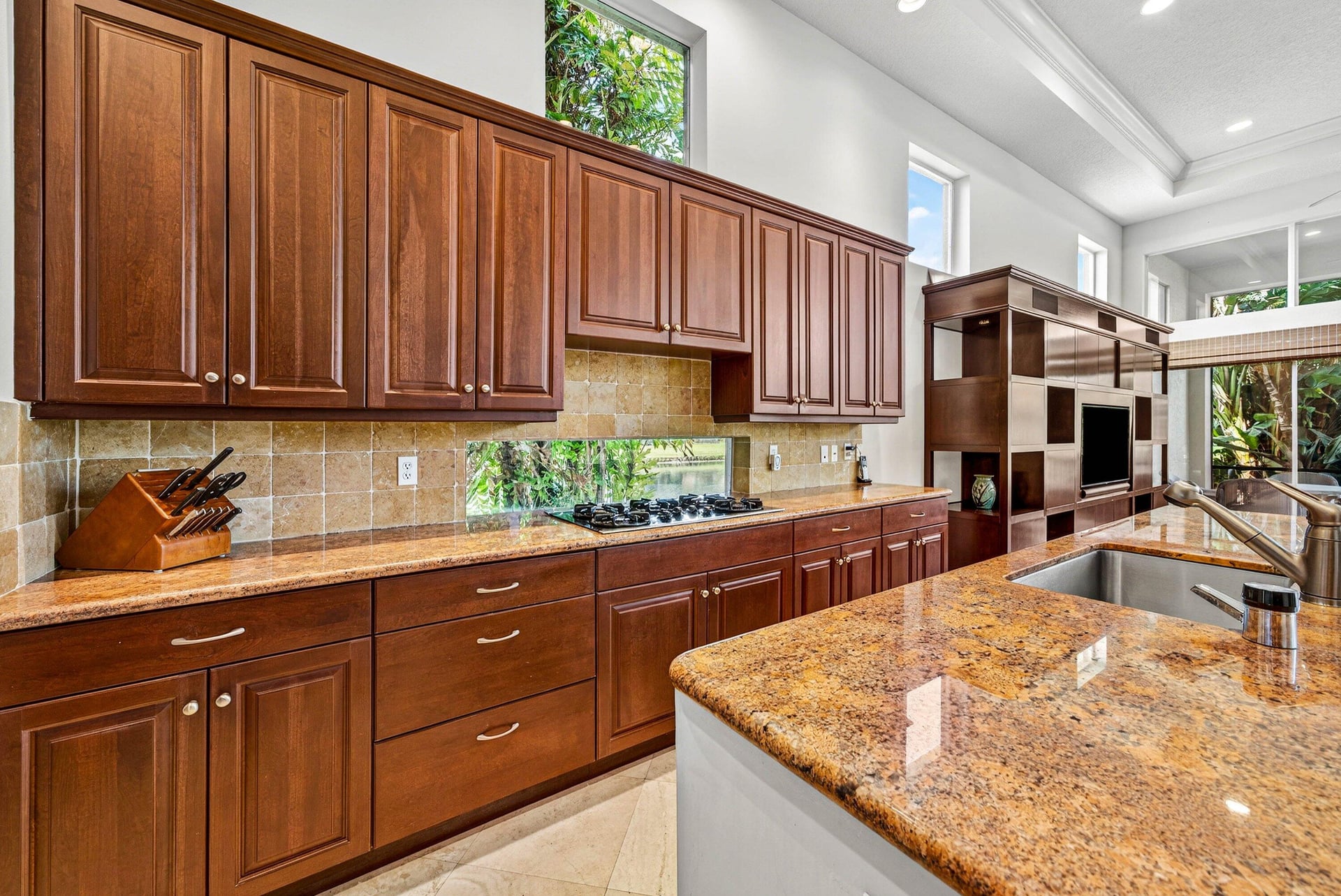  Residence photo 15