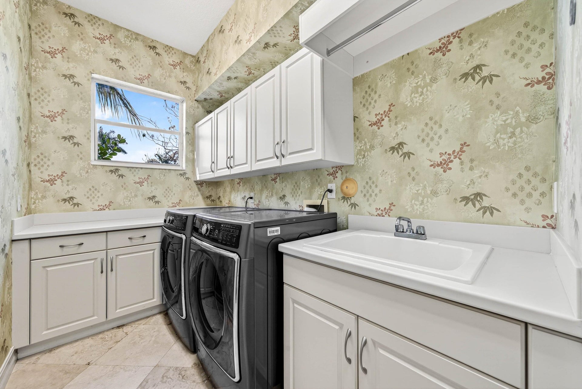  Residence photo 44