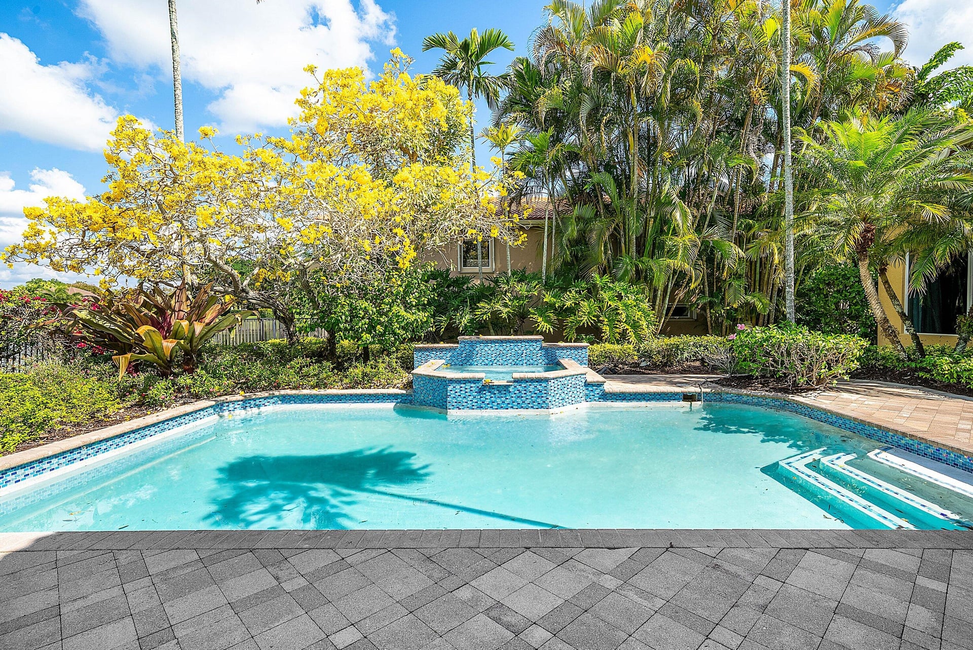  Residence photo 45