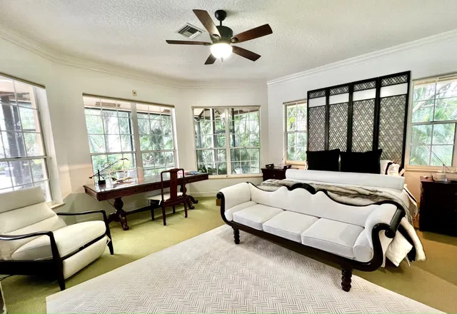  Residence photo 12