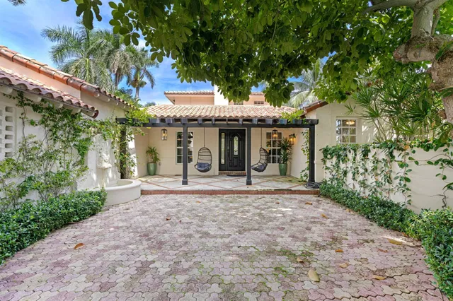 West Palm Beach Residence photo 13