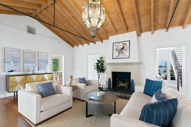 West Palm Beach Residence photo 18