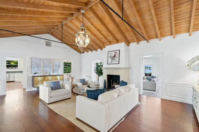 West Palm Beach Residence photo 20