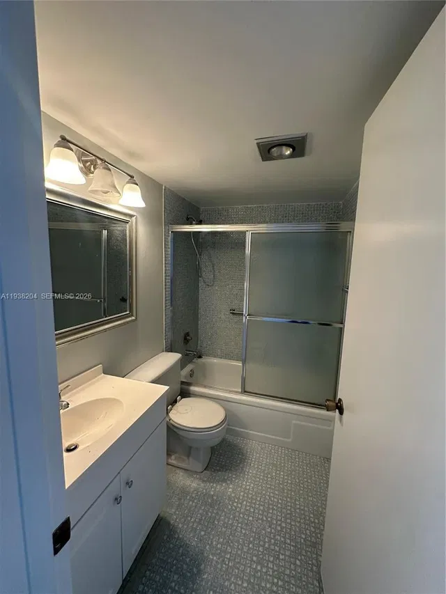 Residence photo 7