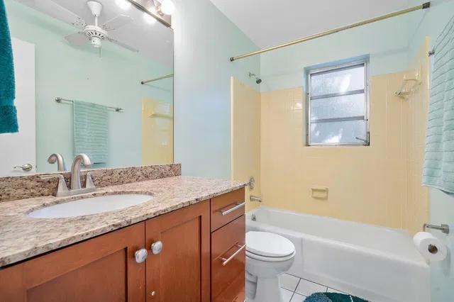 Residence photo 9