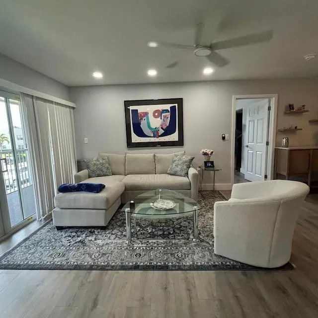 Residence photo 17