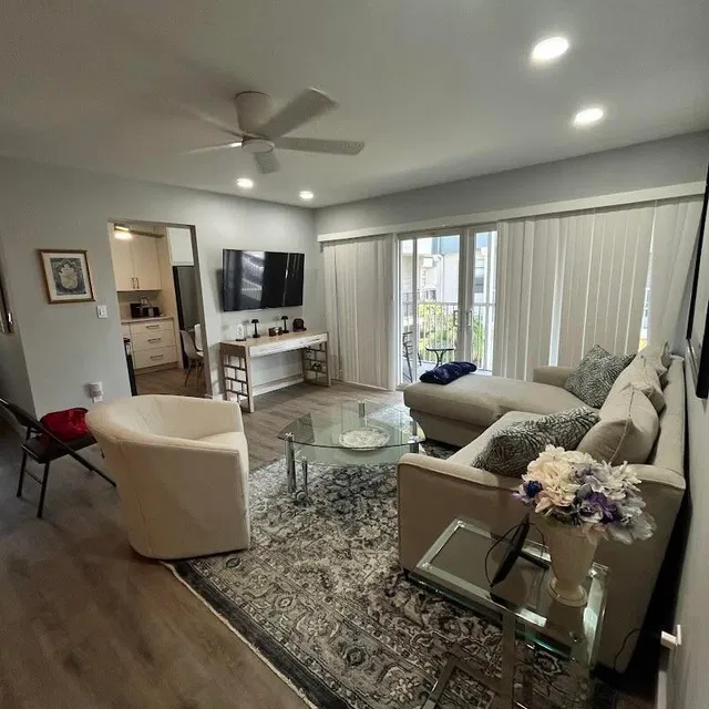 Residence photo 18