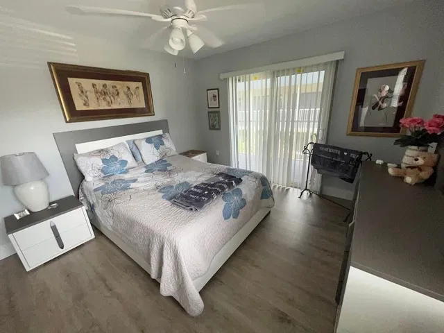 Residence photo 23