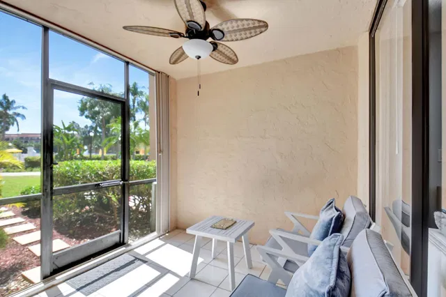 Unit 4103 photo 19