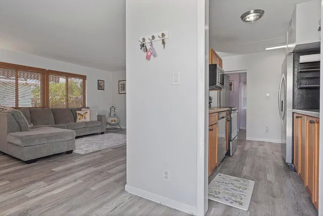  Residence photo 9